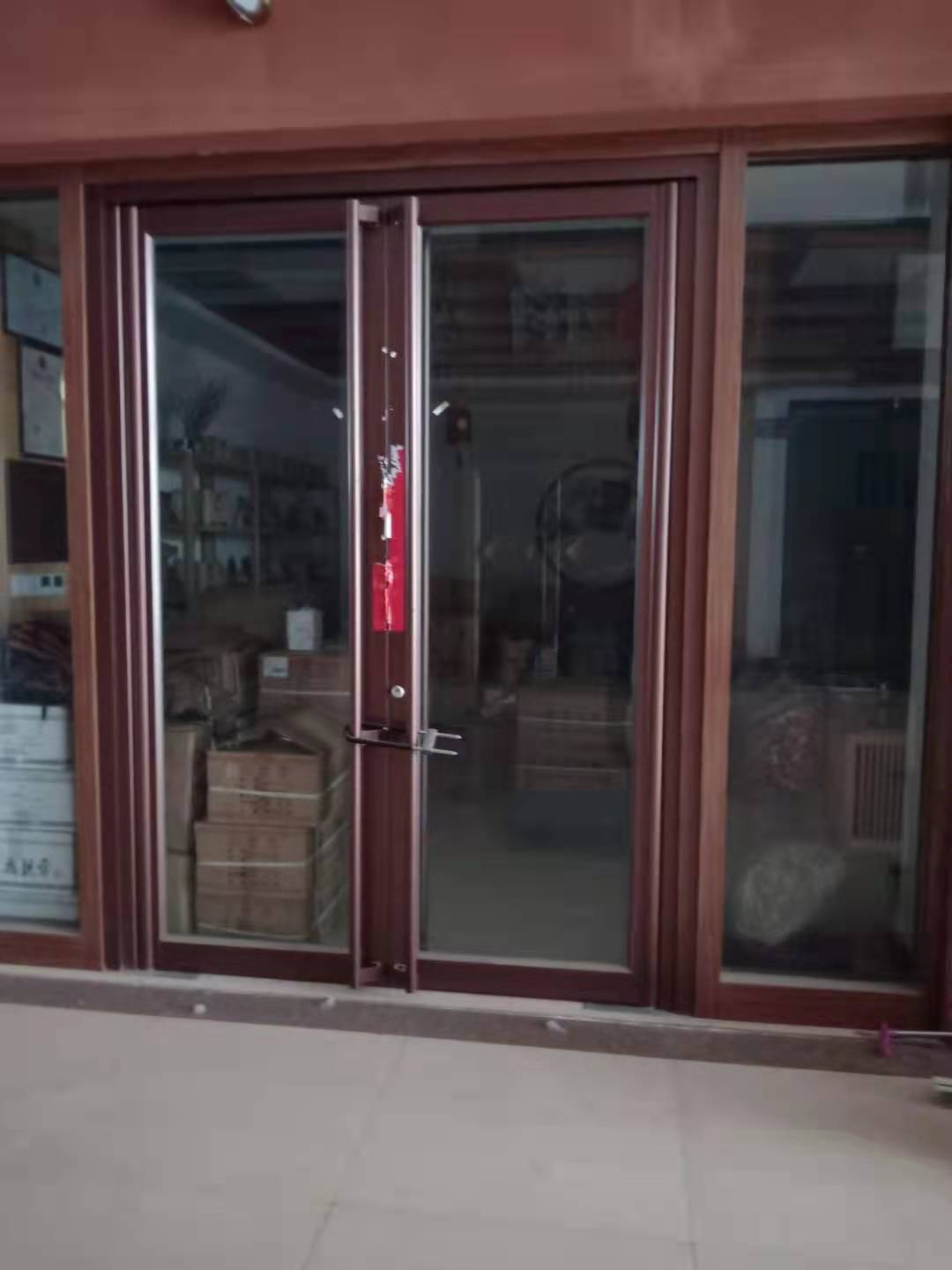 肯德基門(mén)的拉手選擇要注意什么？